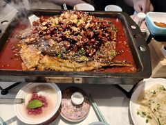 -江边城外烤全鱼(世茂广场店)