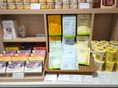 -奈雪的茶(广州万菱汇PRO店)