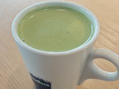 山茶花风情水牛乳径山抹茶-LAVAZZA拉瓦萨咖啡(中航城君尚购物中心店)