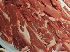 手切鲜羊后腿肉-義聚德·清真铜锅涮羊肉·烧烤(河东店)