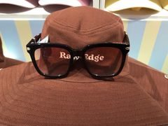 -名创优品(北京新中关购物中心地铁层店)