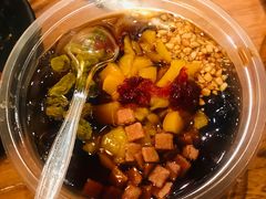 -牛小嫩串串火锅(老国贸总店)