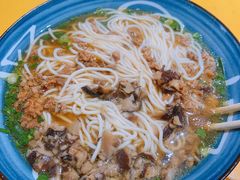 -砖头卤味