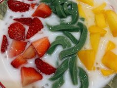 士多啤梨芒果绿茶拉面-甜心妈妈·榴莲星级糖水(北京路总店)