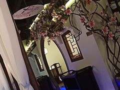 -韵秋荷(宝山龙湖天街店)