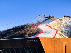 -富龙滑雪场