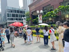 -詹爷爷乌节路街头冰淇淋