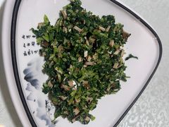 马兰头拌香干-呼吸森林·生态农庄农家乐私房菜