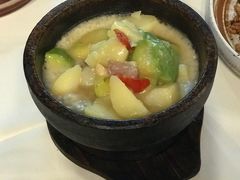 -泓0871臻选云南菜·味庄