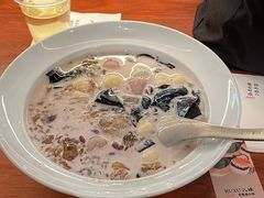 -RUXU入续糖水铺与包(卓悦中心店)