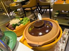 -润园四季椰子鸡火锅(卓越INTOWN店)