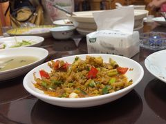 -芦茨金富饭庄·25年老字号·专做稻草鸡