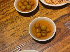-老牌坊云南鱼豆花火锅(爱建店)