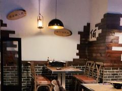 大堂-何师烧烤Pro ·江湖川菜·小龙虾·精酿(太古里旗舰店)