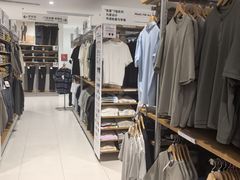 -优衣库(上海金桥国际商业广场店)