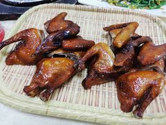 红烧乳鸽-金麒麟美食城