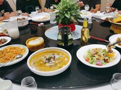 -香山湖家家宴(中山陵店)
