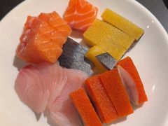 -钱小奴海鲜自助黑金店(杭州滨江龙湖店)