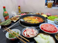 -四小区火锅·巷子里的重庆火锅(花照壁店)