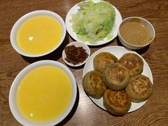 -清真吴记门钉肉饼·喜多利