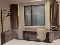 -锦江之星品尚(武汉协和医院取水楼地铁站店)