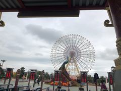 -七彩云南欢乐世界