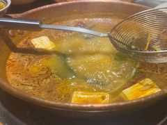 -洱火云南酸菜牛肉火锅(石景山当代商城店)