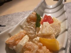 -穹六人间 people 6(岳阳路店)