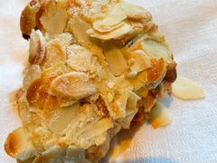 杏仁可颂-dotcom coffee古点咖啡(致真大厦店)