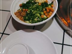 -蛙一刀·麻椒鱼火锅(金仙桥店)