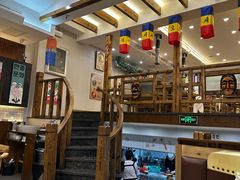 -青瓦餐厅·生鱼片·韩园烤肉(西塔店)