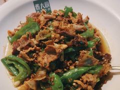 -费大厨辣椒炒肉(高铁吾悦广场店)