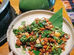 邹皮椒小炒肉-云海肴·汽锅鸡·云南代表菜(天山百盛优客店)