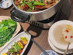 -肖四女乐山跷脚牛肉(滨江天街店)