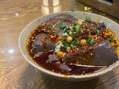 麻辣血旺-曾三娘翘脚牛肉