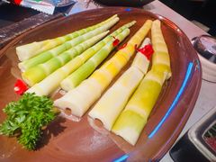 -芸山季·云南野生菌火锅(人民广场来福士店)