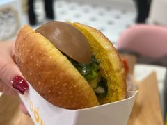 -85度C(生甜甜圈研究工坊·上海松江人民北路店)