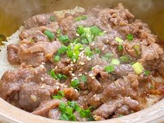窝蛋牛肉片-红星光发煲仔饭(文海店)