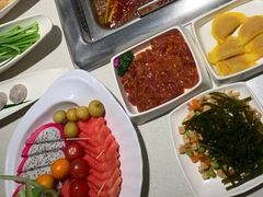 -海底捞火锅鲜切牛肉主题店(长寿路店)