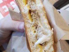 芝士猪柳帕尼尼-肯德基(企石宝石店)
