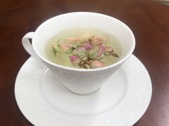 -燕庭·纯燕窝·甜品下午茶(南京西路店)