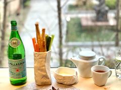 笔筒色拉-穹六人间 people 6(岳阳路店)