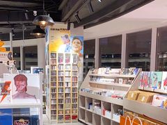 -浣熊唱片店(上海影城店)