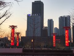 -人民广场(地铁站)