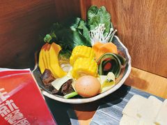 -呷哺呷哺 黄金牧场 (新中关购物中心店)