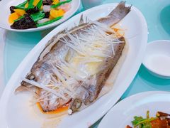 -皇城根·烤鸭·鱼头·家常菜(欧亚大观乐活城店)