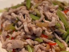 石板豆椒肉丝-昆仑饭店-鲜筵餐厅