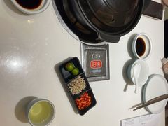 -东椰·海南椰子鸡火锅(朝阳门店)