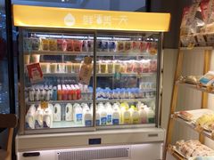 -一鸣真鲜奶吧(万地店)