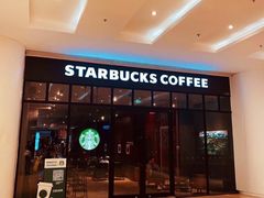 门面-星巴克臻选(南京金茂览秀城店)